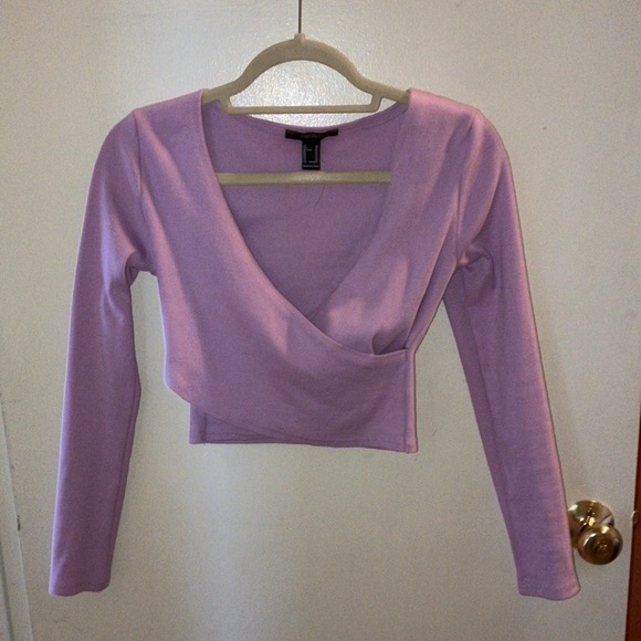 Forever 21 Tops - Purple low cut wrapped crop top